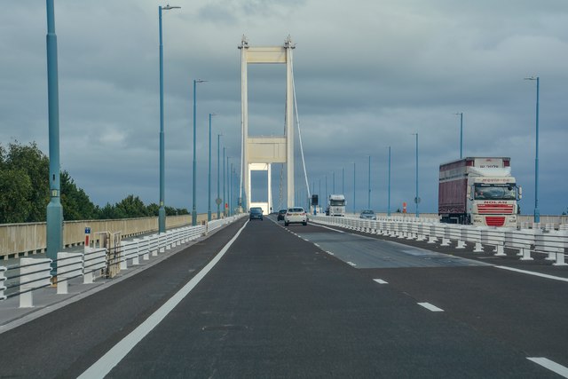 Severn Bridge closed due to high winds monmouthshirebeacon